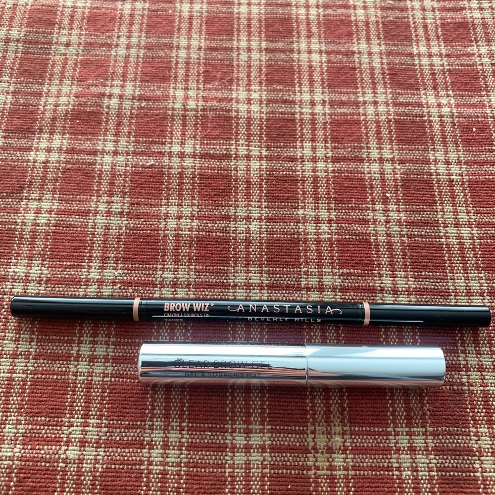 Brow Wiz in Taupe & Mini Clear Brow Gel
